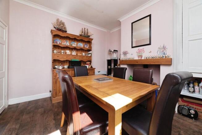 3 bed Terraced for sale Image 4