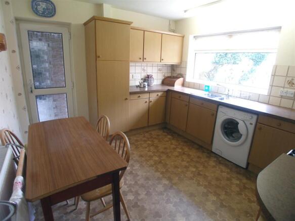 Kitchen/Breakfast Room