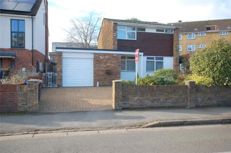 Crouch Oak Lane, Addlestone, KT15