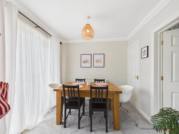 3 bed Semi-Detached for sale Image 4