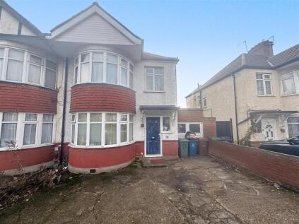 Headstone Gardens, Harrow, HA2 6PH