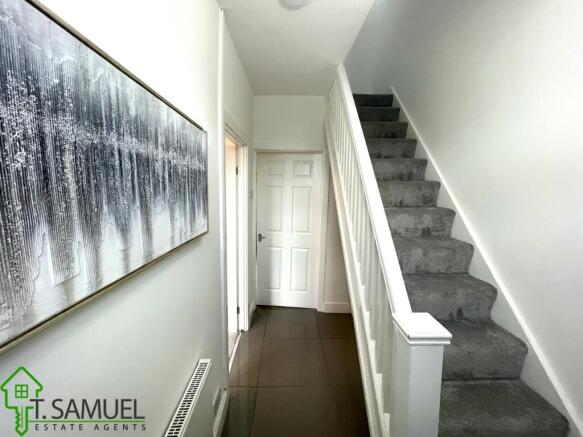 Hallway.JPG