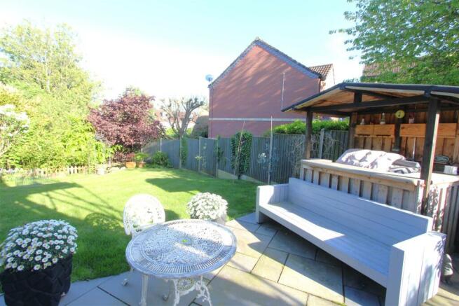 Garden 1.JPG