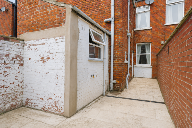 2 bed Terraced for sale Image 12