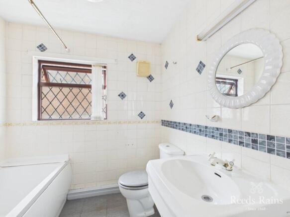 3 bed Semi-Detached for sale Image 11