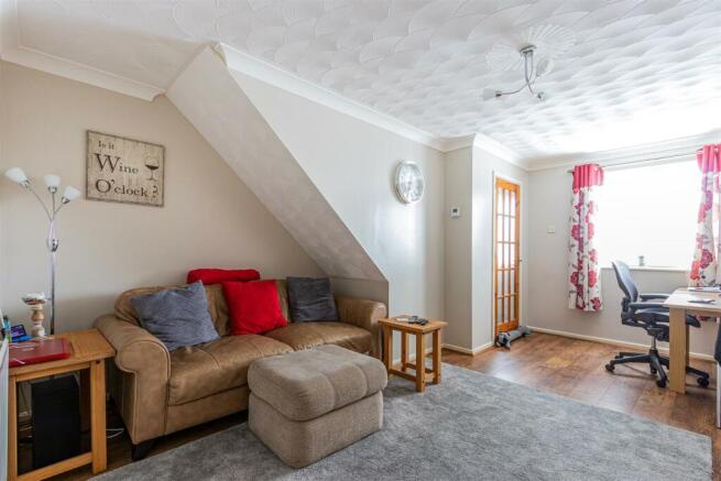 Falconwood Drive 25 (10 of 14).jpg