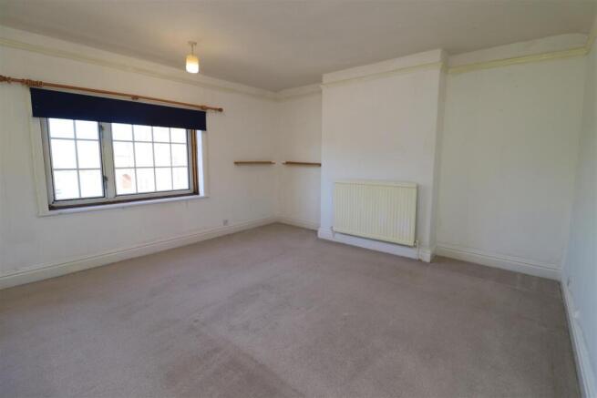 2 bed Terraced for sale Image 6