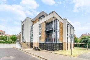 49, Whitelands Crescent, London SW18 5QY