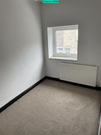 3 bed Terraced to rent Image 4