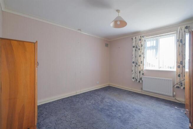 2 bed Apartment for sale Image 9