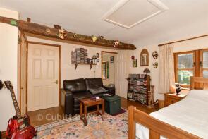 4, Bakehouse Cottages, Village Road, Billingshurst RH14 0NU