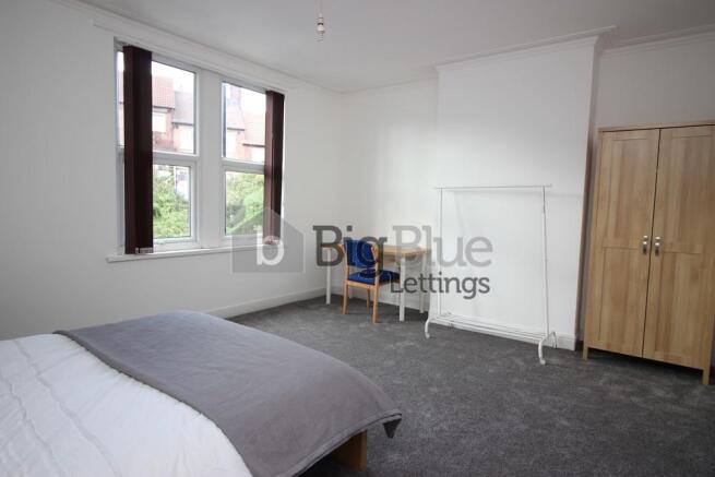 6 bed House Share to rent Image 6
