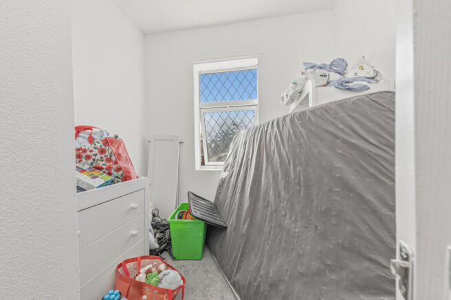 3 bed Terraced for sale Image 11