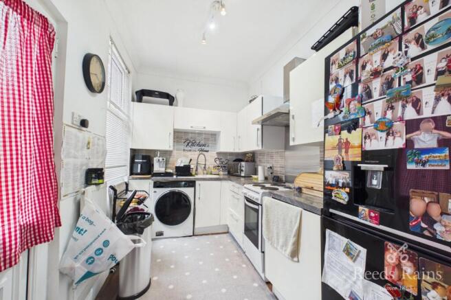 2 bed Terraced for sale Image 4