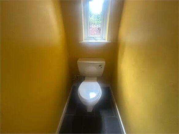 2 bed Terraced for sale Image 6