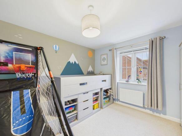 4 bed Link Detached House for sale Image 7