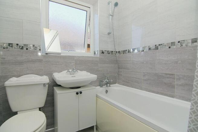 2 bed Semi-Detached for sale Image 12