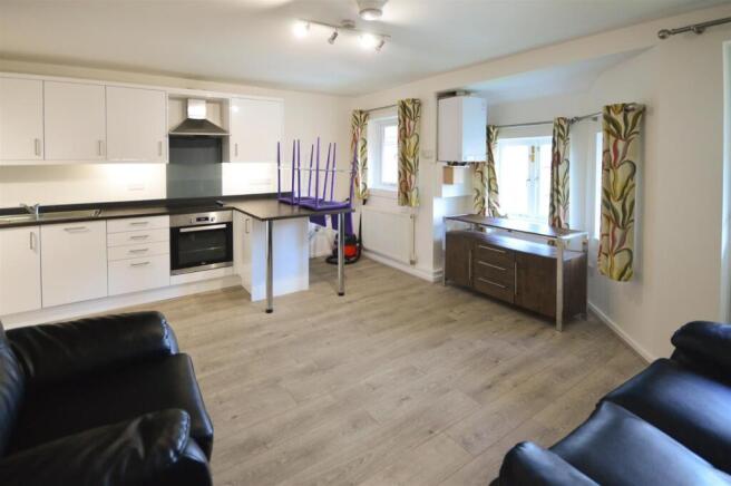 Flat 26 Common Area.jpg