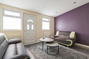 Flat 14, Talia House, Manchester Road, London E14 3HB