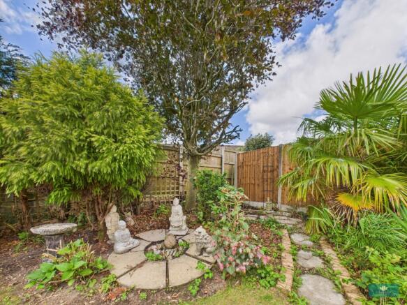 2 bed Bungalow for sale Image 11