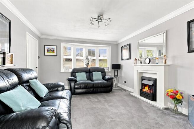 4 bed Detached for sale Image 12