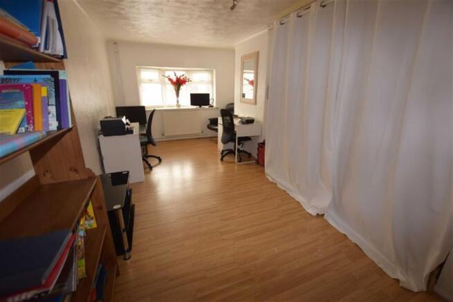 Bedroom/Reception Room