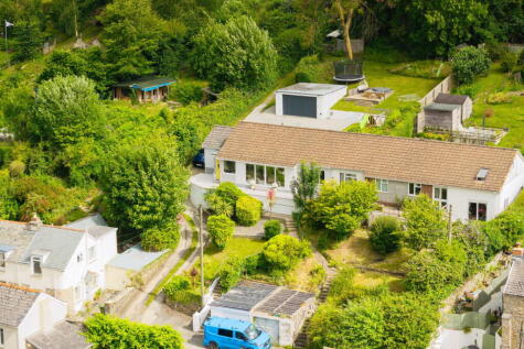 Buzzacott Lane, Combe Martin, Ilfracombe, EX34 0LA