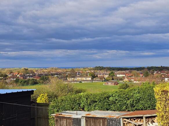3 bed Semi-Detached for sale Image 11