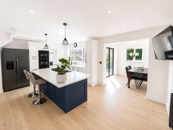 3 bed Detached for sale Image 4