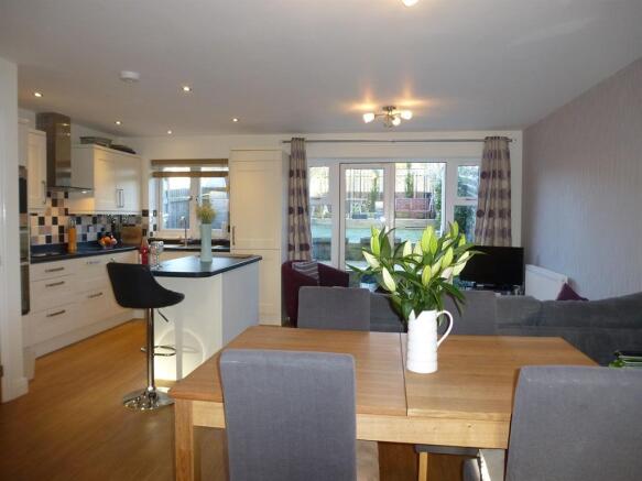 Kitchen Diner