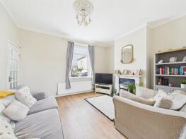 8, Avenue Terrace, U9533 Avenue Terrace Park View, Whitley Bay NE25 0AW