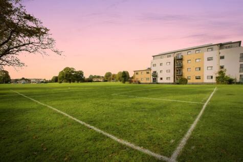 Cottons Approach, Romford, RM7