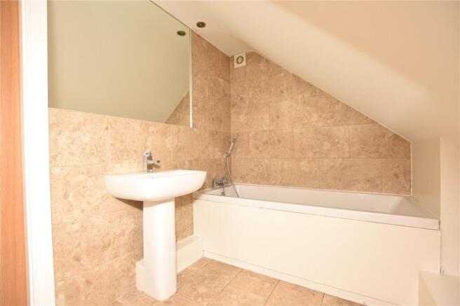2 bed Apartment for sale Image 11