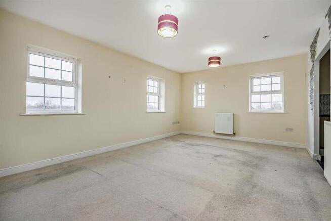 8676032-interior03-800.jpg