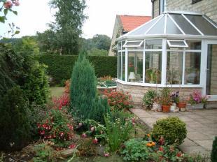 REAR GARDEN 1