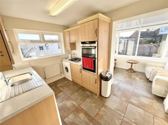 Steart Drive, Burnham on Sea, Somerset, TA8 photo 4