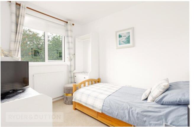 3 bed Bungalow for sale Image 12