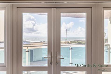 Middleton Court, Picton Avenue, Porthcawl CF36 3BF