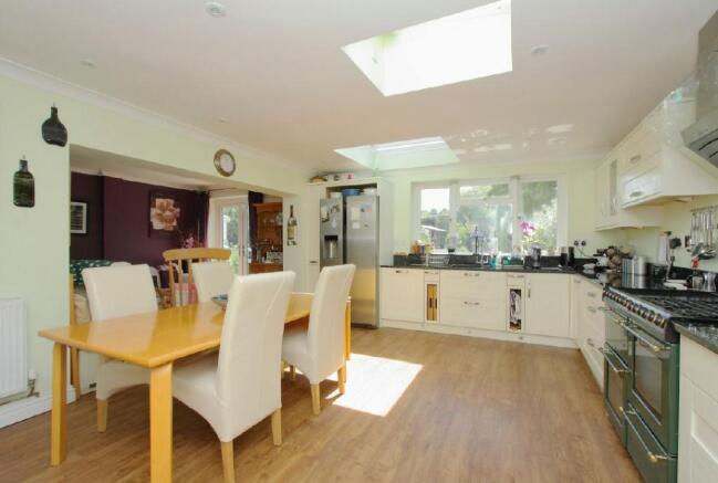 Kitchen/Breakfast Room