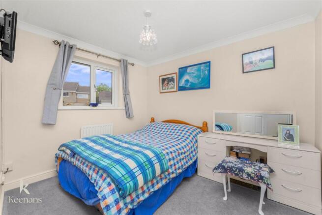 4 bed Detached for sale Image 6