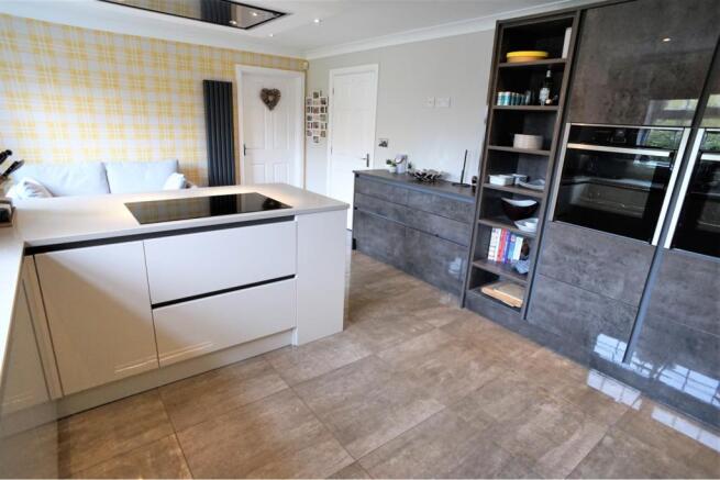 Kitchen / Breakfast