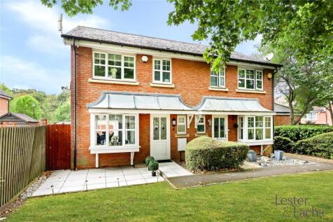 The Avenue At Repton, Elderberry Close, Barkingside, IG6