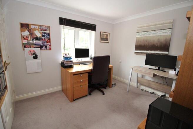 Photo 8