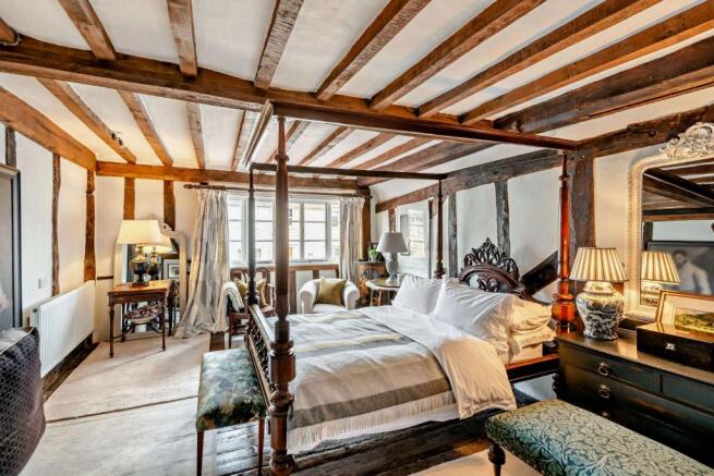 Main Bedroom