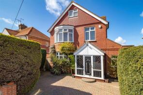 5, Beaumont Road, Gaisford, Worthing BN14 8HF