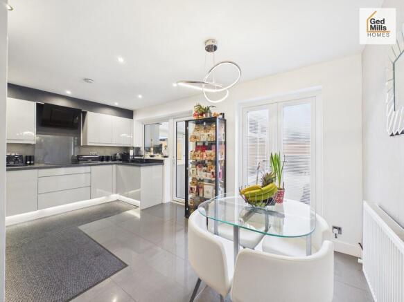 Ribchester Avenue, Blackpool photo 5