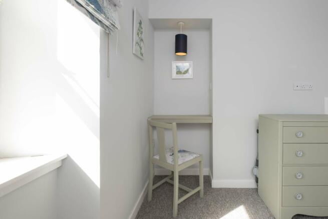 Dressing Area Bedroom 2
