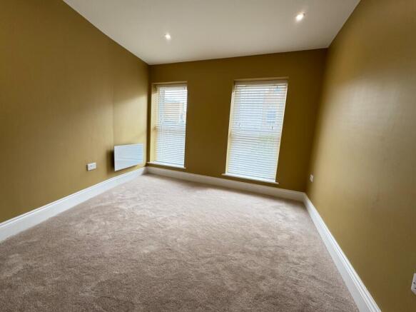 3 bed Penthouse to rent Image 10