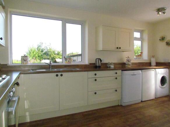 Kitchen 1