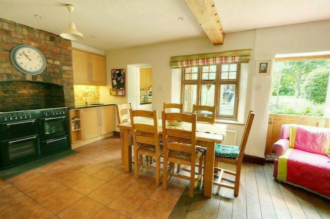 Kitchen/Dining Room